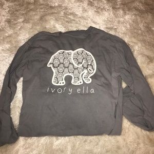 IVORY ELLA LONG SLEEVE POCKET TEE ! SIZE SMALL